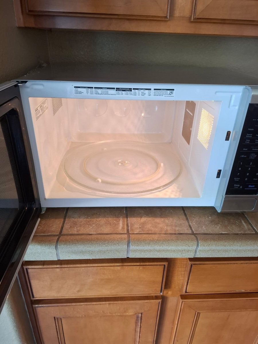 microwave cleaned inside