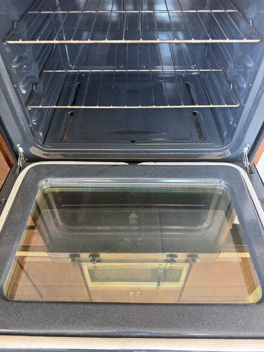 oven cleaned inside